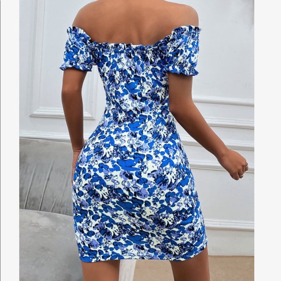 Boho Vibrant Red Floral Print Off Shoulder Bodycon Dress - Picture 7 of 8